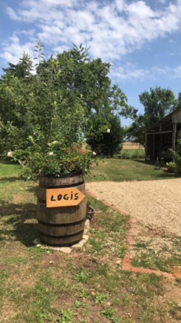 Logis Cote Jardin Vila Varennes-les-Narcy Exterior foto